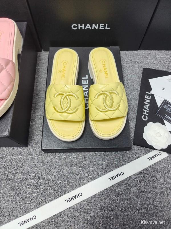 2025 Women Chanel Yellow Leather Slippers LY00250