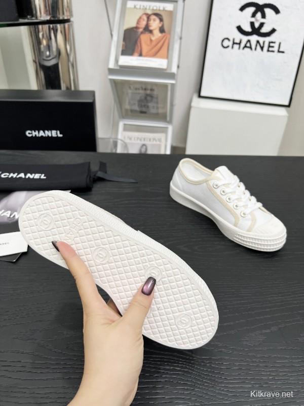 2025 Women Chanel White Canvas Casual Sneakers LY00230