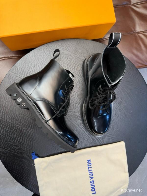 2024 Men Louis Vuitton Black Calf Leather High-top Casual Shoes MJ00440