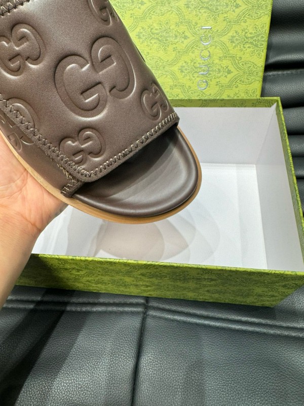2024 Gucci Brown Leather Slippers MJ00200