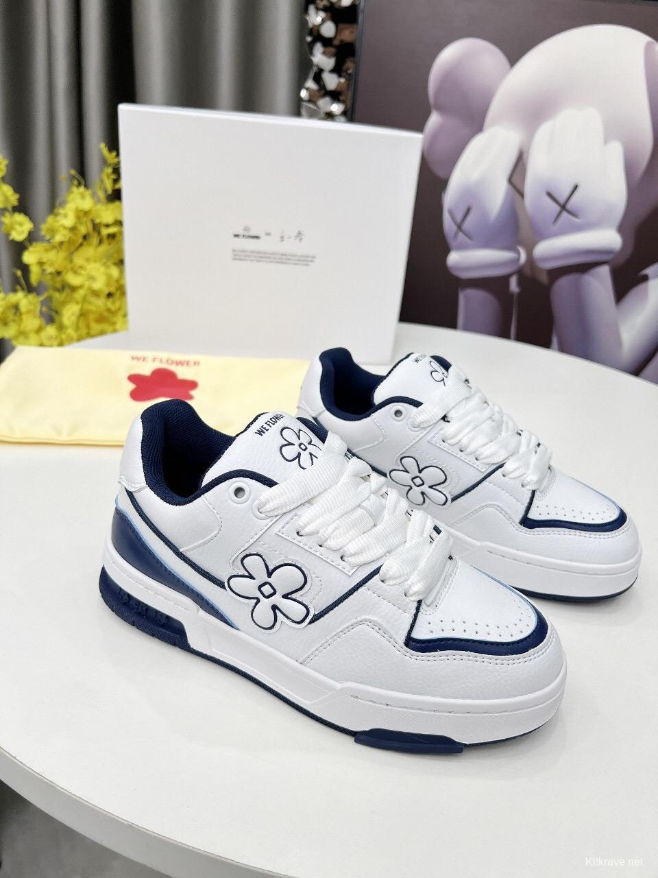 2025 Unisex WEFLOWER White Navy Leather Sneakers LY00280