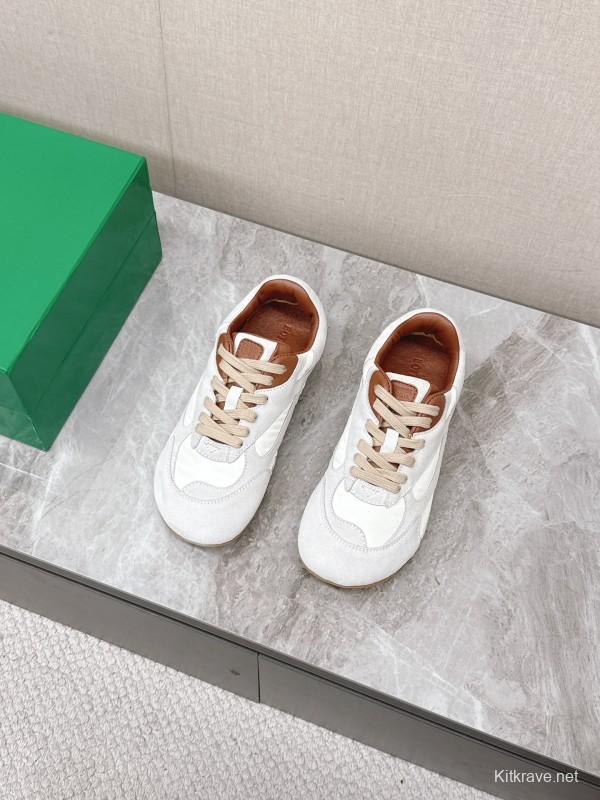 2025 Unisex Bottega Veneta White Nylon Suede Sneakers Woven Pattern KFY00290