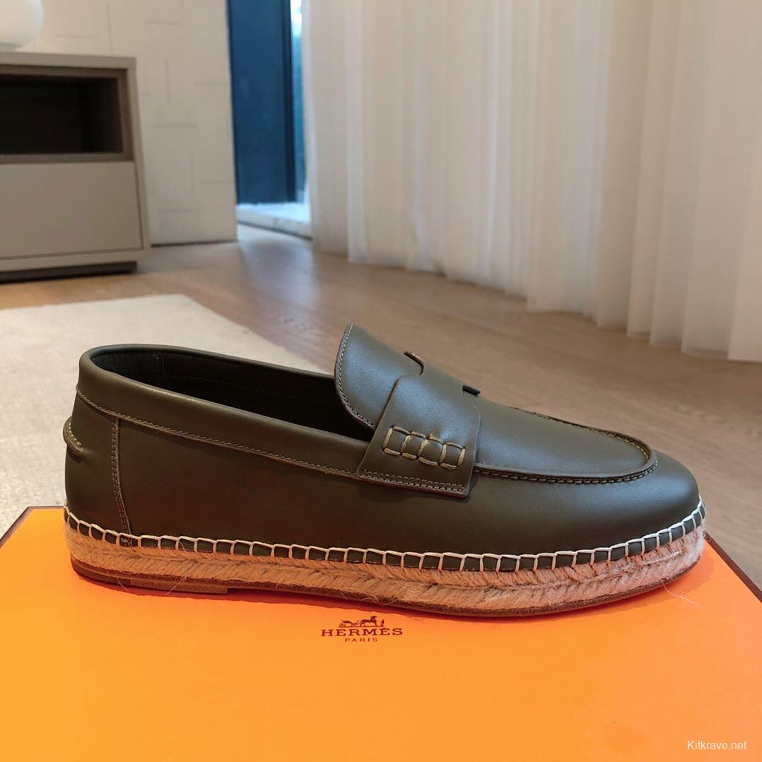 2025 Unisex Hermès Dark Green Calfskin Loafers AS00380