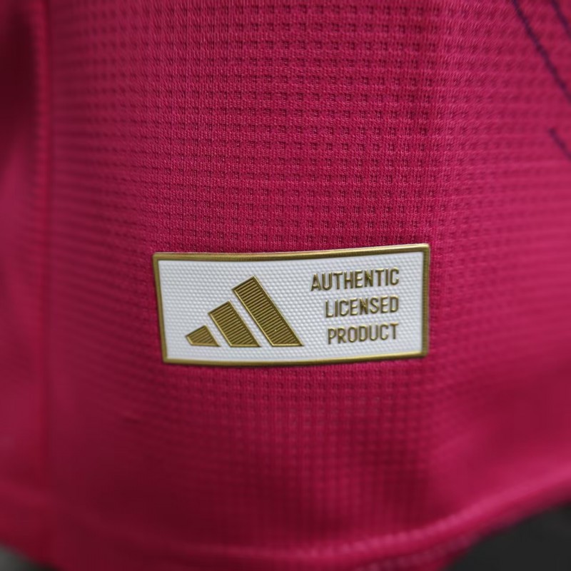 Player Version 25/26 Real Madrid Purple Pink with Geometric Wave Pattern Jersey