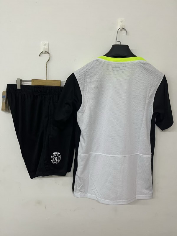 25/26 Sporting Lisbon Pre-match Training Jersey Off-white (No Sponsor)+ Shorts