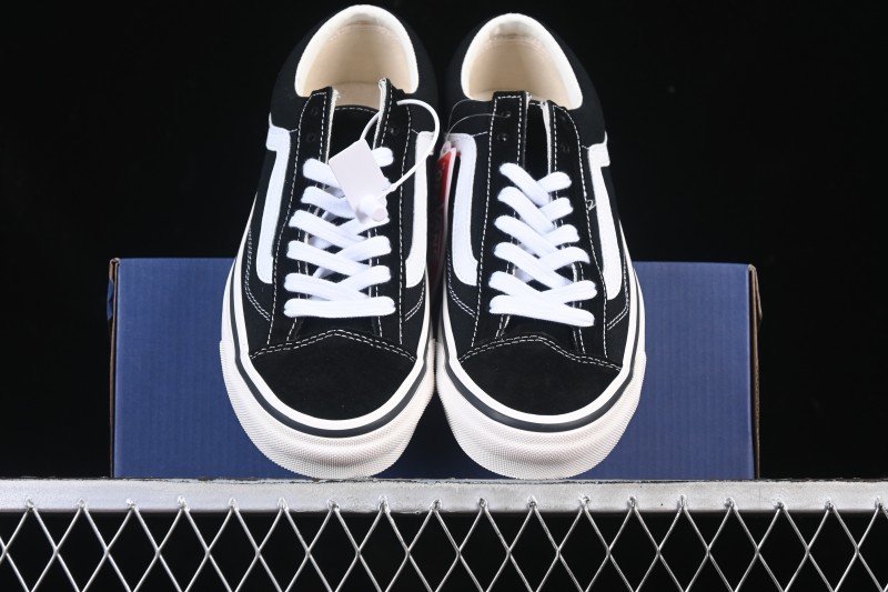 Vans Old Skool 36 Low-Top Retro Skate Shoes - VN000D2GBA2