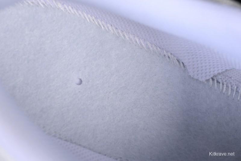 Nike Air Max 90 Retro Running Shoes with Max Air Cushion - CN8490-100