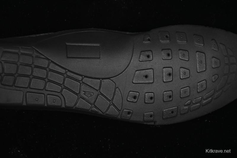 Nike Air Max 90 Retro Running Shoes with Air Cushion - CZ5594-001