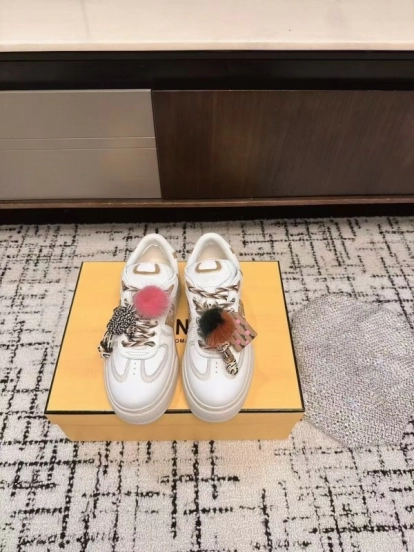 Fendi Match Series Platform Sneakers - KFY00320