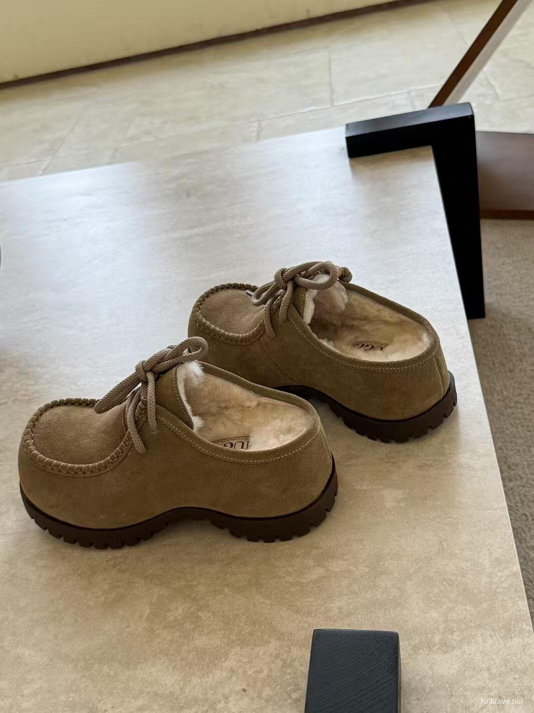 UGG Fall Winter New Potato Wool Slippers Retro Acrylic Buckle Decoration - KFY00250