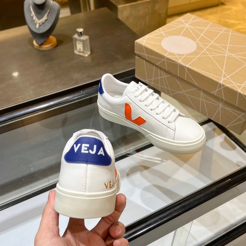 VEJA Classic White Sneakers V Logo Lace-Up Retro Flat Thick Sole Casual Sports Shoes - LY00220
