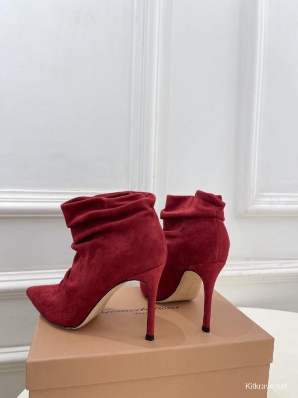 Gianvito Rossi Fall/Winter 2025 GR Pointed Toe Retro Pleated High Heel Ankle Boots - KFY00340