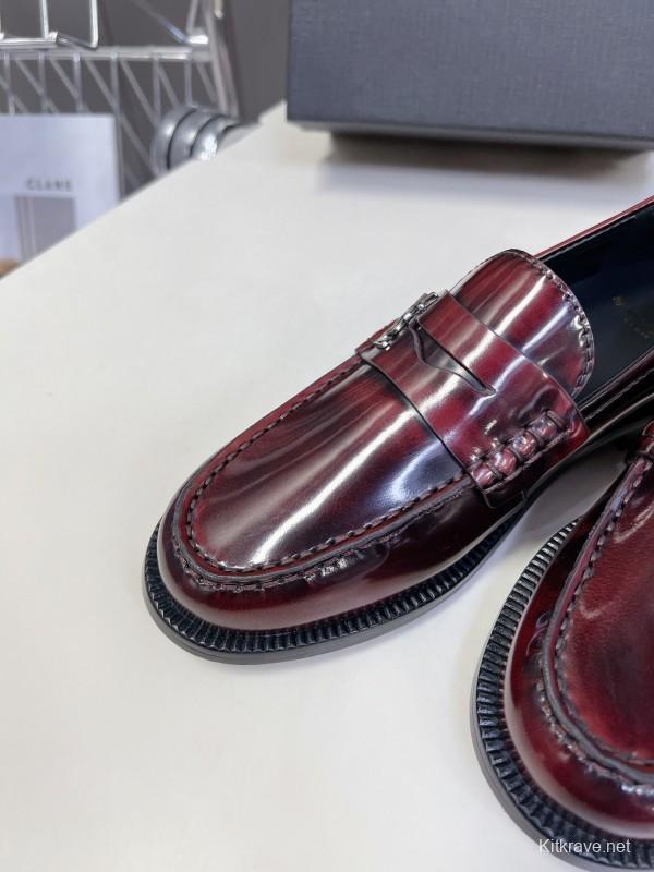 Saint Laurent Classic Loafer Flats - KFY00350
