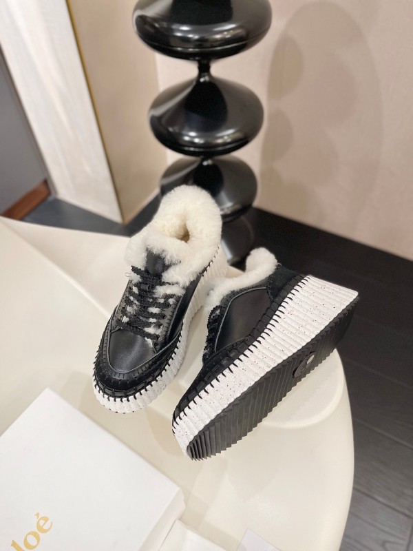 Chloe 2025 SS Casual Shoes with Lightweight Rubber Foam Sole - LY00420