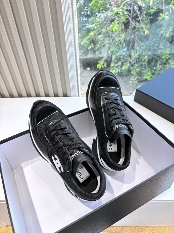 Chanel 2025 SS New Arrival High-Heel Two-Tone Casual Sneakers - KFY00320