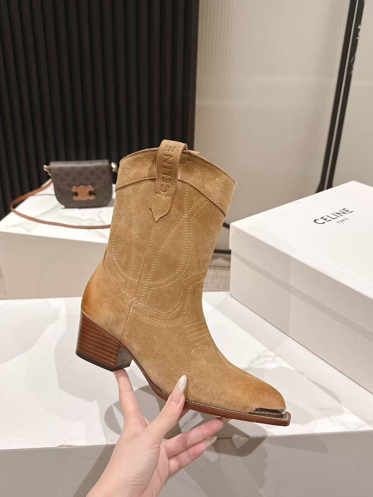 CELINE Fashion Boots 2025 SS Collection with Arch of Triumph Logo - LY00440