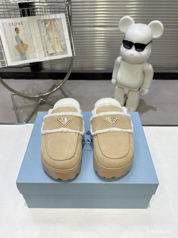 Prada Spring-Summer 2025 Runway Fur Slippers - KFY00280