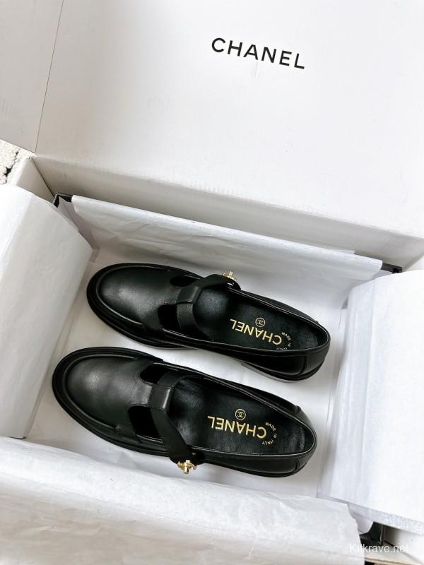 Chanel 2025 SS Loafers Classic Elegant Design - KFY00320