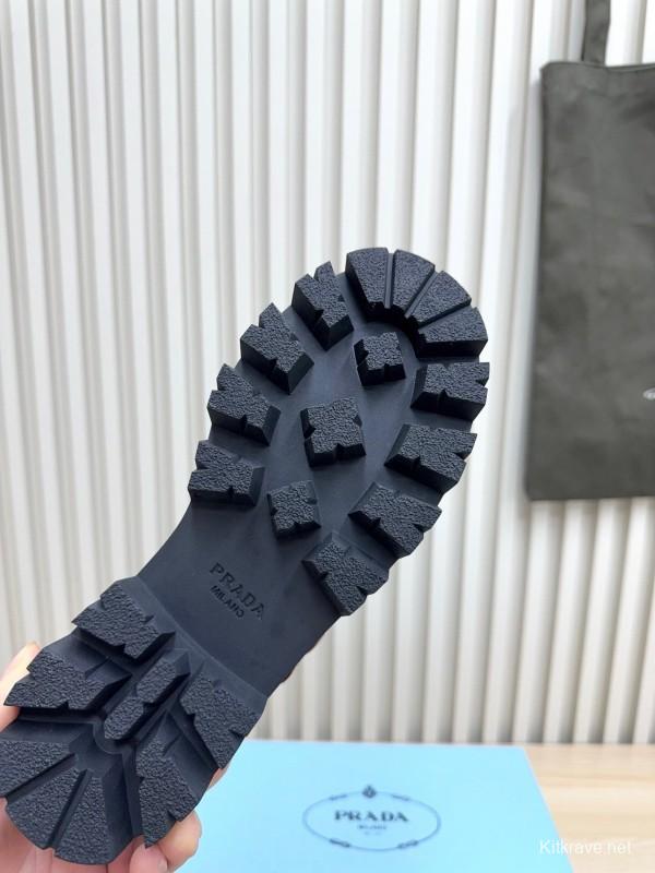 Prada 2025 SS Platform Mary Jane Shoes - LY00300