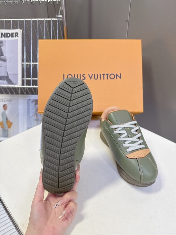 Louis Vuitton 2025 SS LV x Pharrell Williams Runway Platform Sneakers Retro Running Shoes - KFY00380/KFY00390