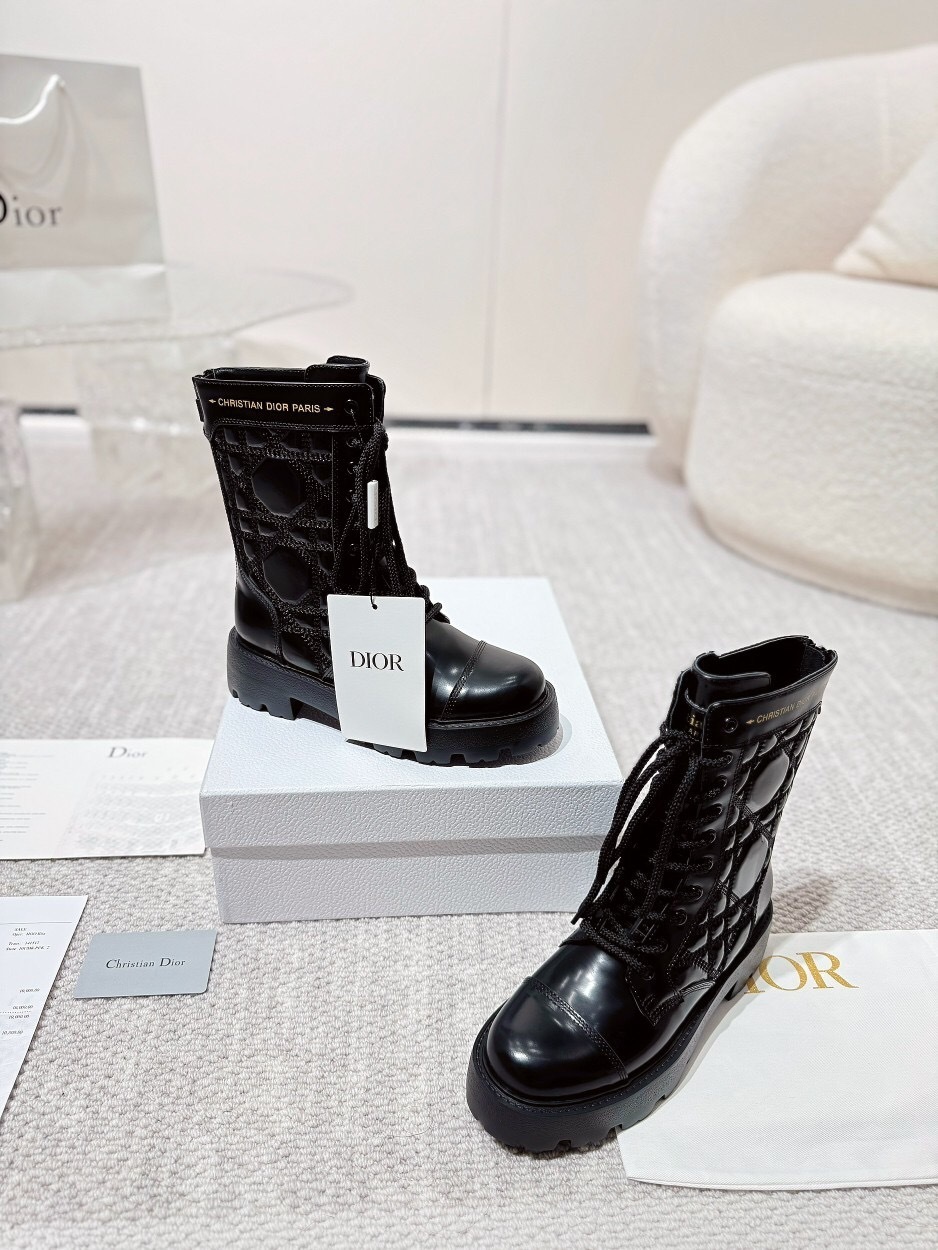 DIOR CHRONO Embroidered Motorcycle Ankle Boots - LY00400