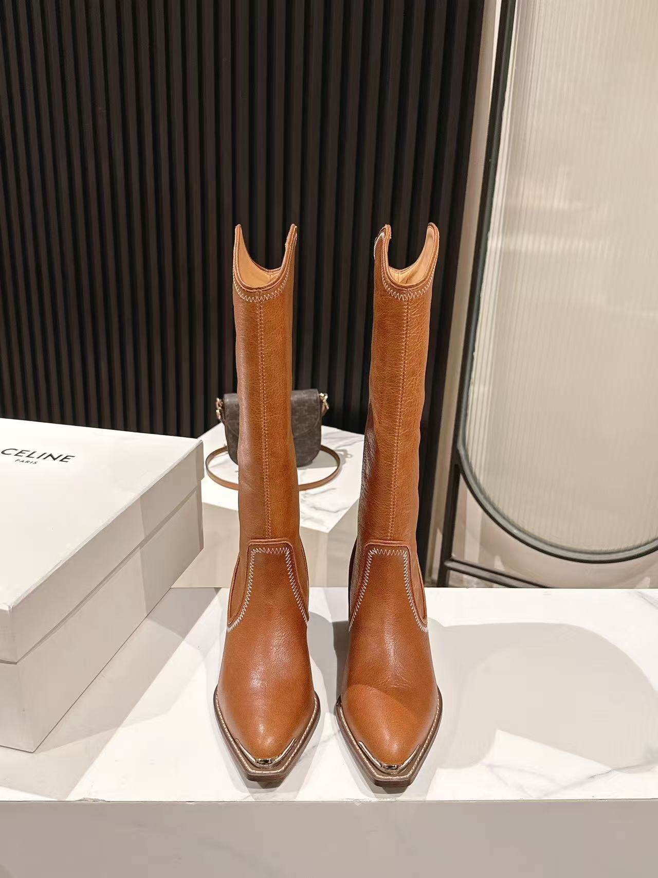 CELINE 2025/SS Fashion Boots Retro European Style Short Boots - LY00500