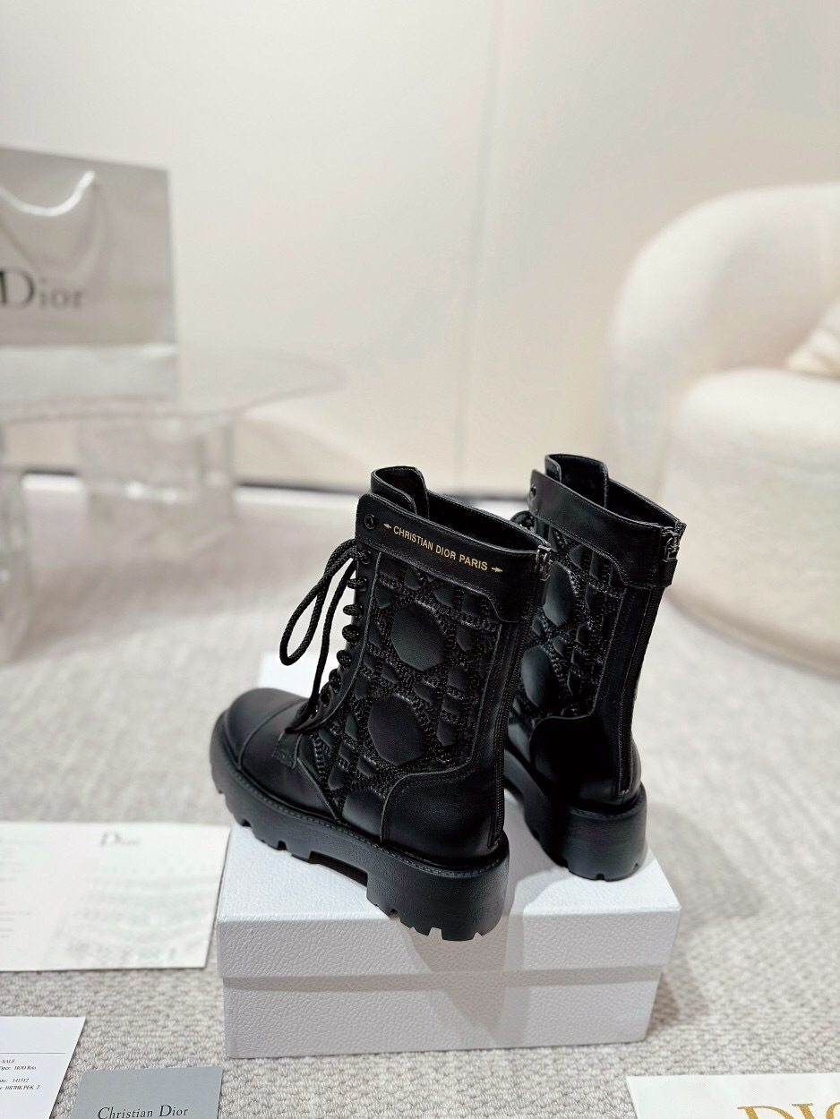 DIOR CHRONO Embroidered Motorcycle Ankle Boots - LY00390