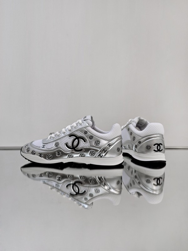 Chanel 2025 SS Limited Edition Silver Horn King 2nd Generation Unisex Sneakers - KFY00340