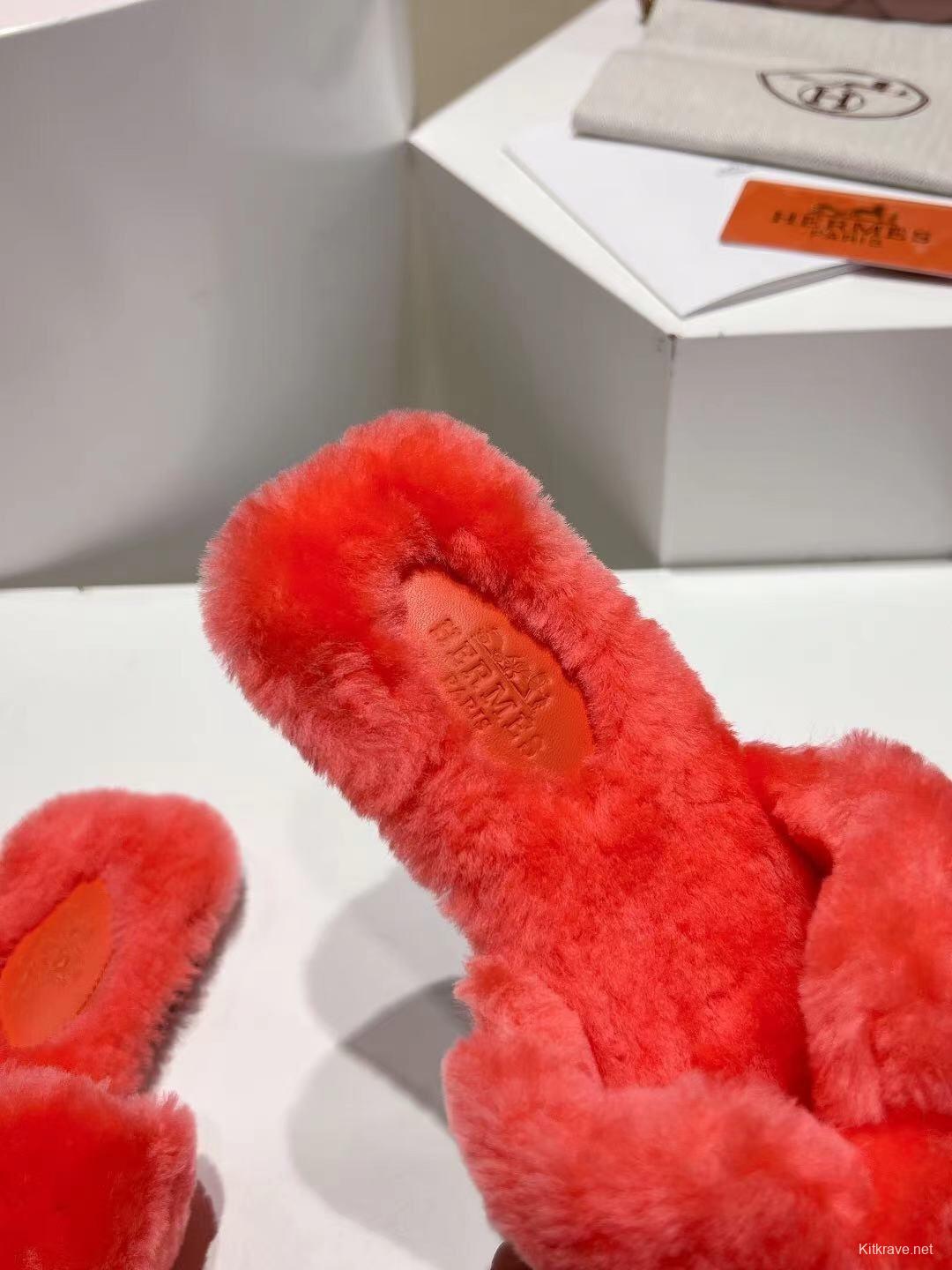 Hermès 2025 SS Love Fur Slippers Flat Sole Autumn Winter Collection - LY00240