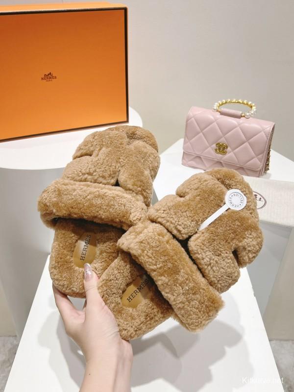 H Love Erjiu Full Wool Slippers with Slightly Curled Fur - LY00270