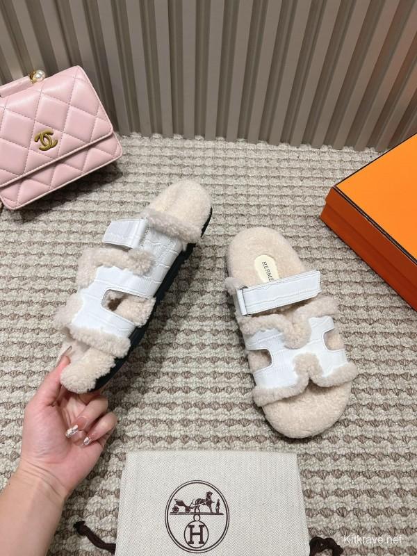 H Sandals 2025 Spring Summer Collection Lightweight Comfort Flip Flops - LY00280
