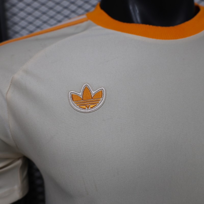 Player Version 26/27 Bayern Munich Cream White 1990 Vintage Remake Short Sleeve Jersey
