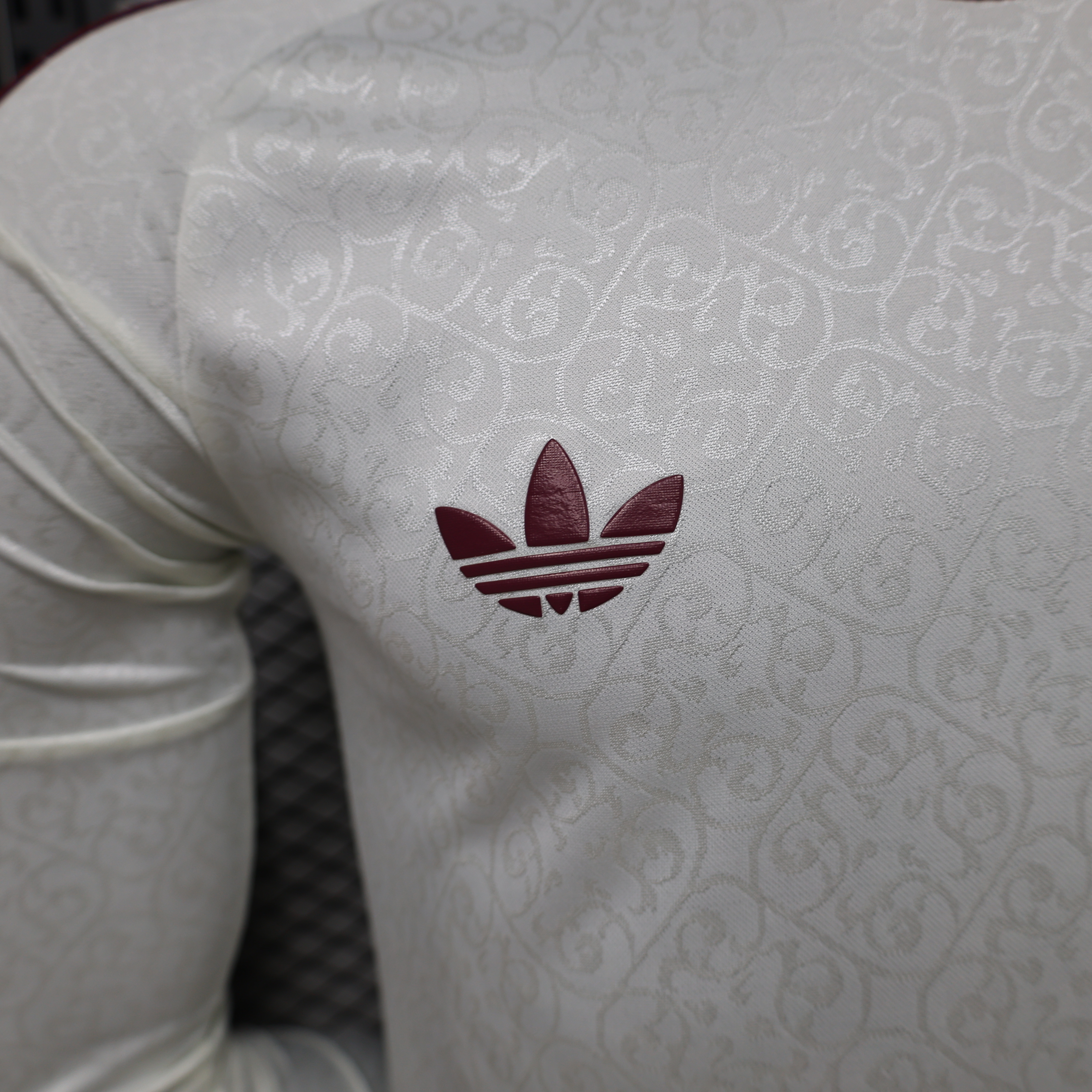 Player Version 26/27 Spain Away  White Long Sleeve Jersey