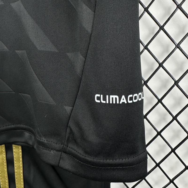 Retro Kids 11/12 Real Madrid Black Away Jersey