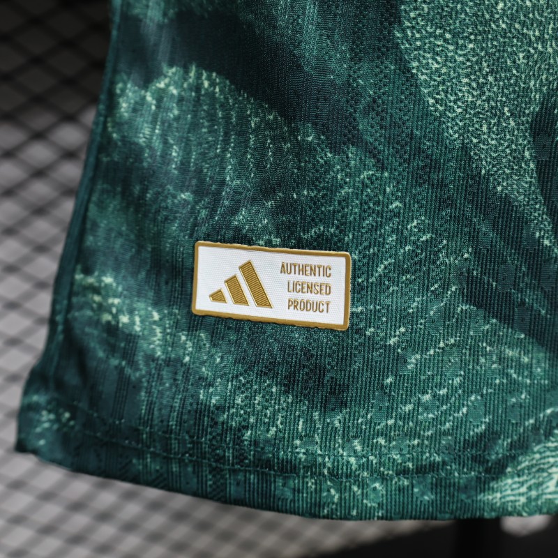 Player Version 26/27 Real Madrid Pre-Match Deep Green Jersey