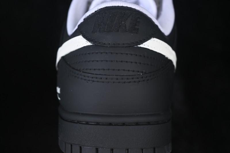 Nike SB Dunk Low Just Do It Anniversary Premium Low-Top Skateboarding Shoes - WC1220-001
