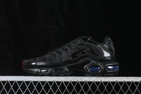 Nike Air Max Plus Retro Running Shoes with Tuned Air Cushioning - 604133-050