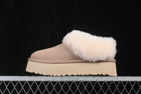 UGG Tazzelle Ankle Platform Snow Boots with Cow Split Leather and Fleece Lining - AJD4