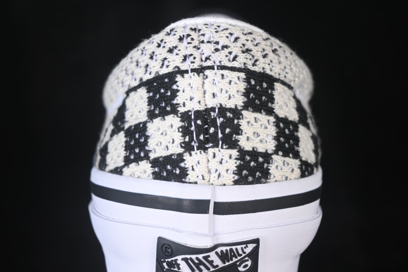 Vans LX Classic Slip-On 98 Low-Top Casual Skate Shoes - VN000EG11KP