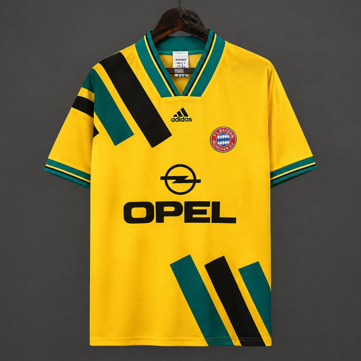 Retro 1993-95 Bayern Munich Away Yellow Jersey